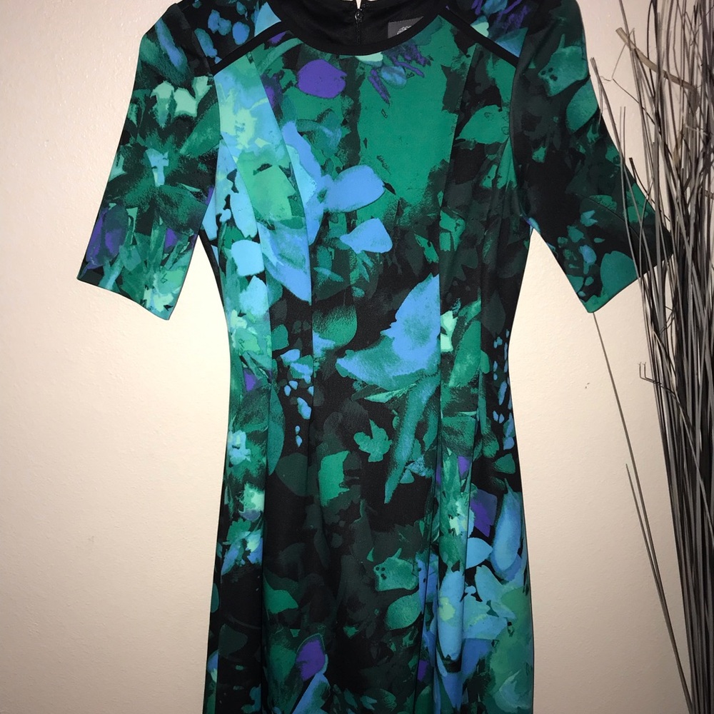 🌸🌸 VINCE CAMUTO DRESS 🌸🌸 - Picture 3 of 8